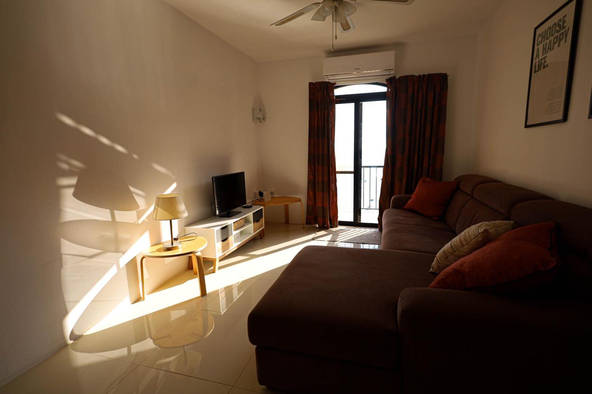 Seafront Duplex Penthouse With Terrace Overlooking Xlendi Bay エクステリア 写真